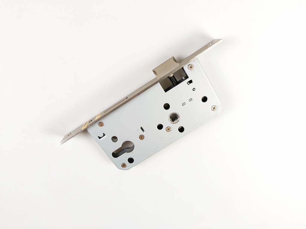 执手锁面板的重要性